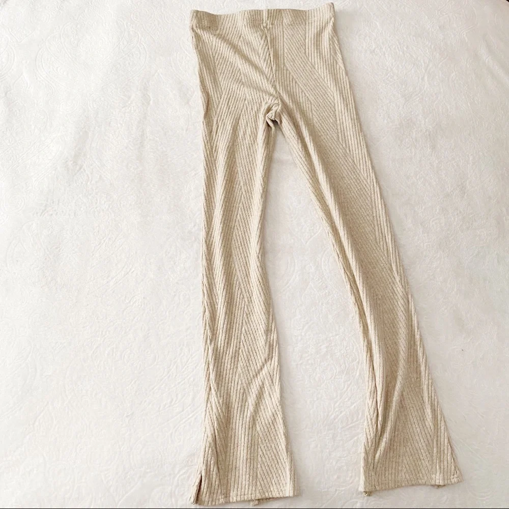 NWT Lulu’s Emery Park Knitted Parted Hem Leggings - Picture 6 of 16
